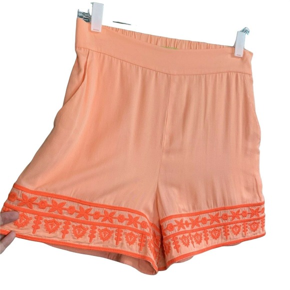 Gianni Bini Melon Rayon Embroidered Hem Midi Shorts Size S - Picture 4 of 12